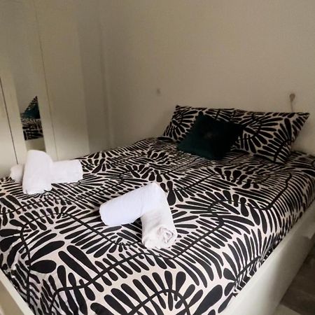 Lovely Rooms En Piso Compartido Sevilha Exterior foto